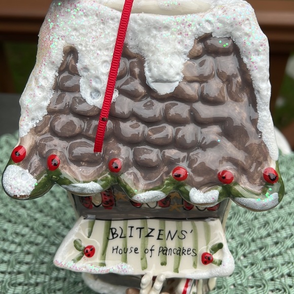New Blue Sky Blitzen’s House of Pancakes Tea light holder. - Picture 5 of 11